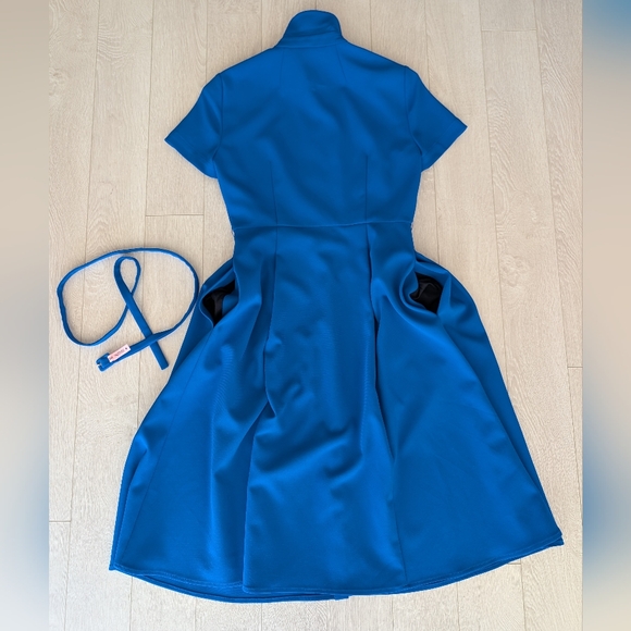 Theory Tailored Short Sleeve Shirtdress - Picture 2 of 5